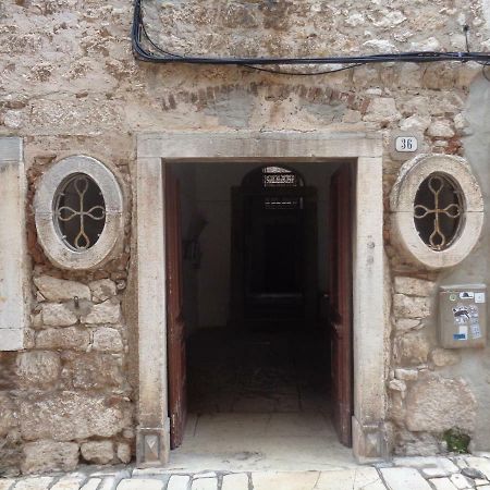 Cozy Studio-Apartment Gordana In Rovinj City Center Екстериор снимка