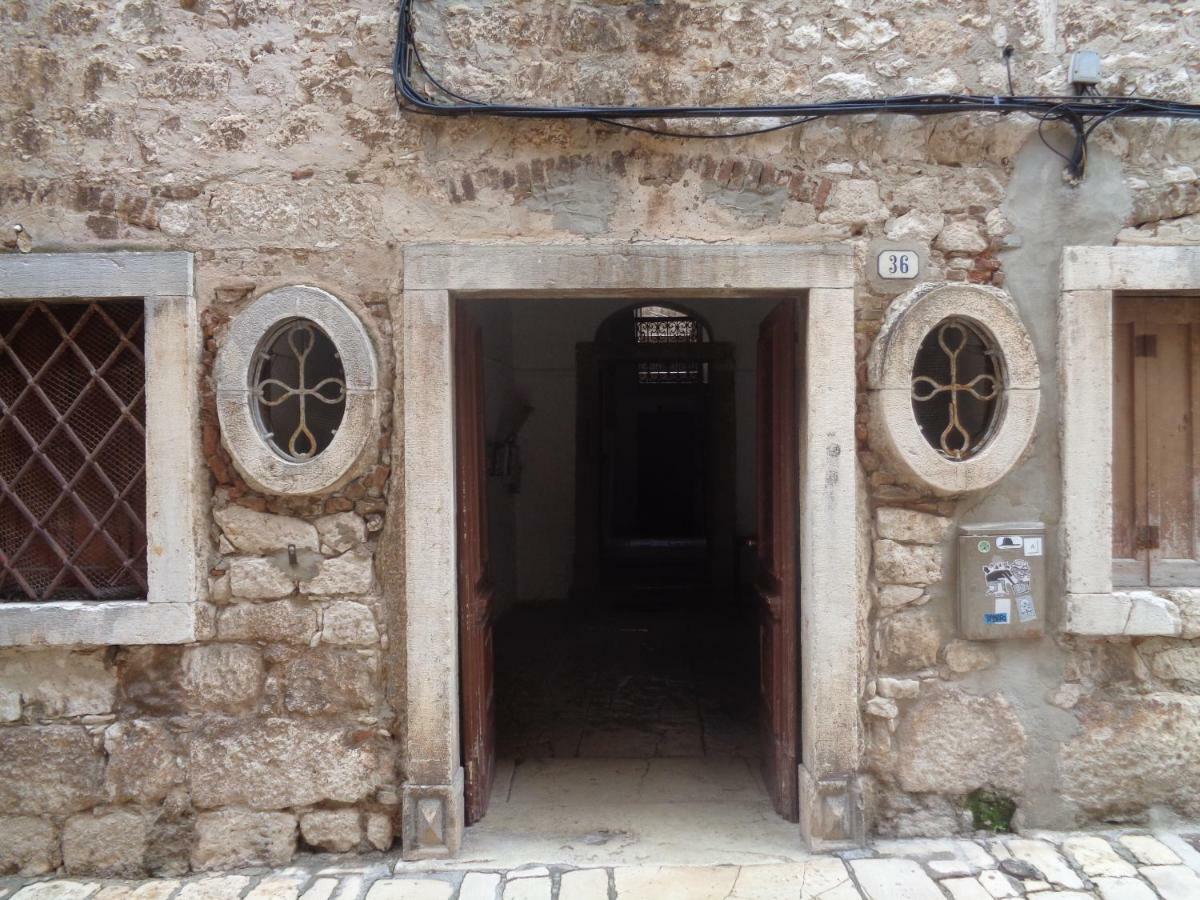Cozy Studio-Apartment Gordana In Rovinj City Center Екстериор снимка